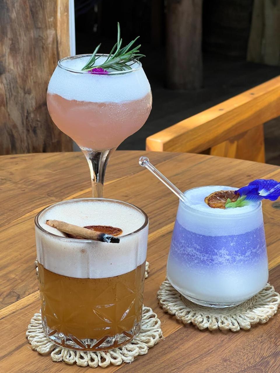 乌纳瓦图纳 Sky Breeze酒店 外观 照片